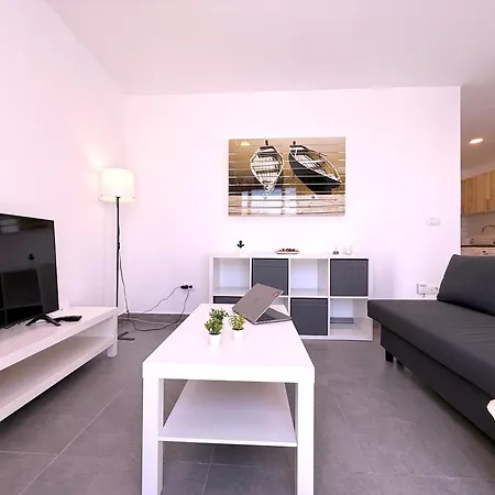 Apartamento Tropicalidays Atico Marina 35